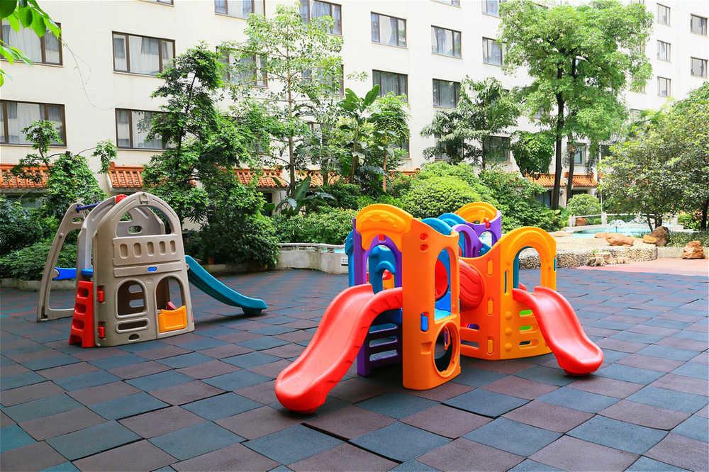 China Hotel Guangzhou - Subway Direct To Pazhou Exhibition Center, Free Shuttle During Canton Fair & Exhibitor Registration Counter מראה חיצוני תמונה Playground
