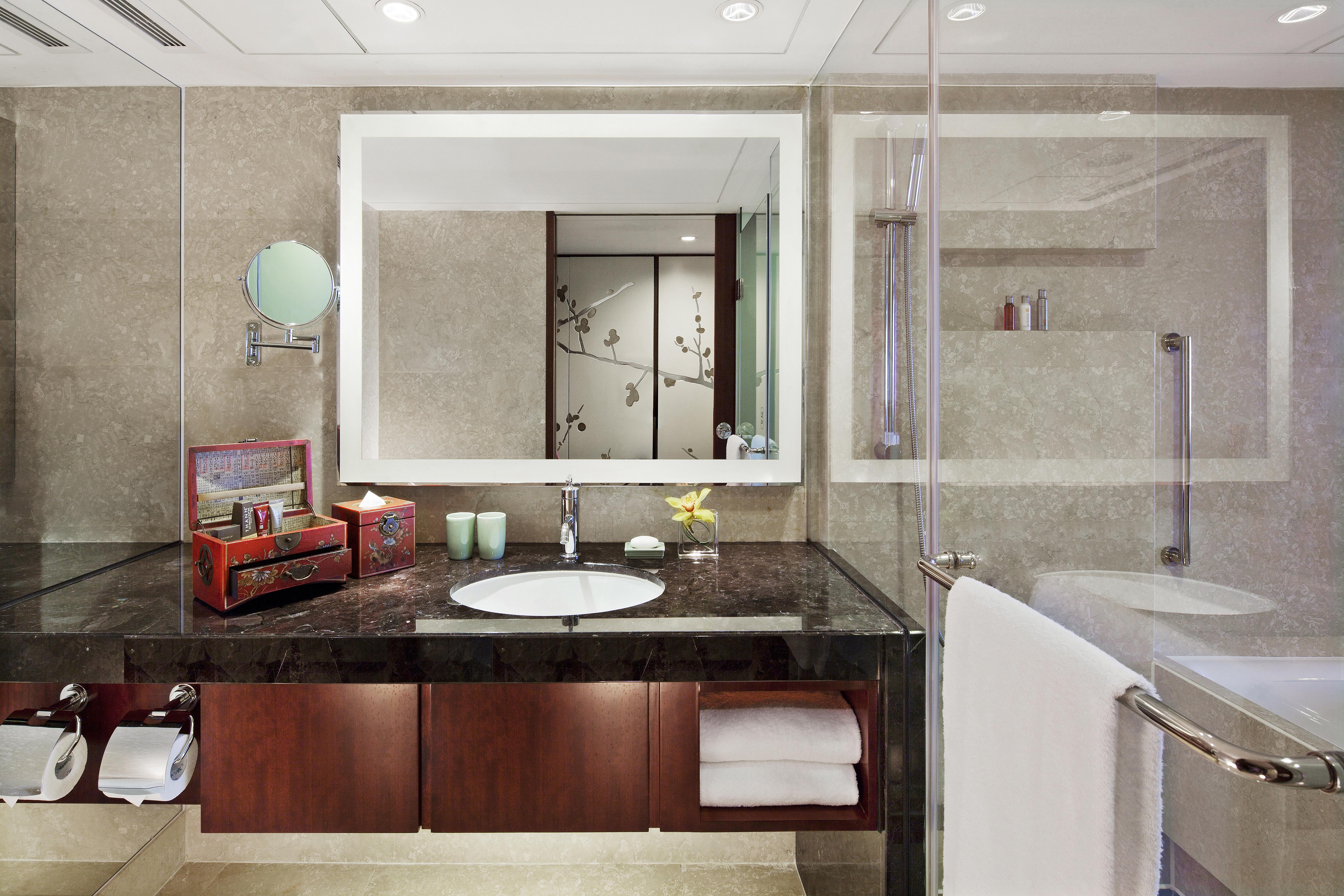 China Hotel Guangzhou - Subway Direct To Pazhou Exhibition Center, Free Shuttle During Canton Fair & Exhibitor Registration Counter מראה חיצוני תמונה Bathroom